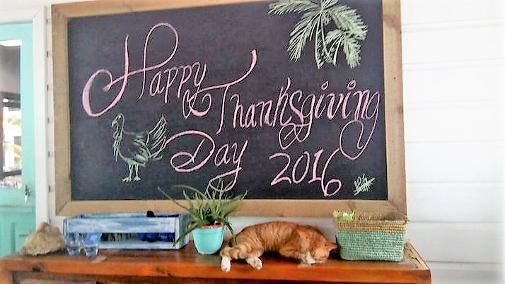 a chalkboard that says Happy Thanksgiving Day 2016