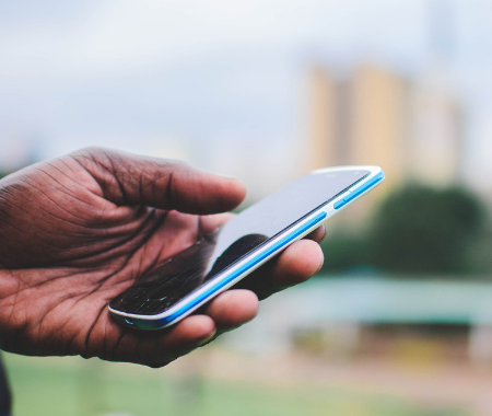 hand holding a smartphone