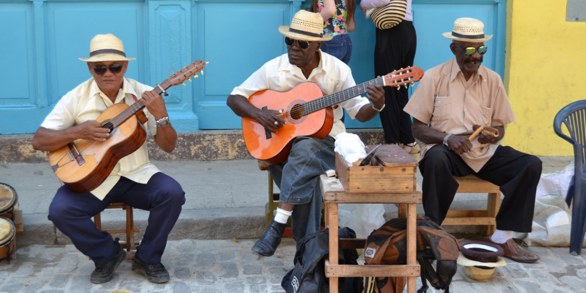 Cuban street musicians